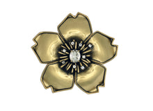 Load image into Gallery viewer, Plum Blossom Gold Brooch