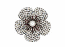 Charger l'image dans Gallery viewer, Camellia Ruby Contrast Brooch
